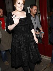 Adele,would you penetrate her