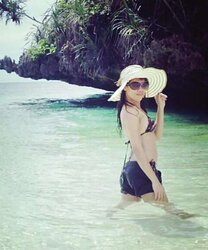 Me again went to boracay with my old beau...