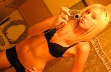 SOME mischievous INEXPERIENCED TEENAGERS Selfshot IMAGES