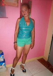 My filipina granny girlfriend maud 62yrs old
