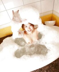 Ultra-Cute Japanese like taking a bathtub