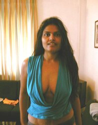 ARPITA - MOLTEN INDIAN WIFEY