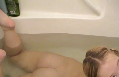 Chubby platinum-blonde in the bath
