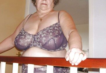 Granny mature Hooter-Slings Phat Breasts