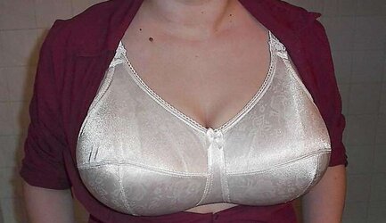Granny mature Hooter-Slings Phat Breasts