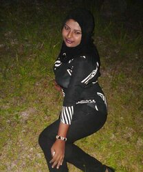 Maldvian hijab nymph 1 (non -naked)