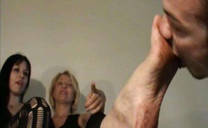 Stict domineering wifey- absolutely enslaved hubby