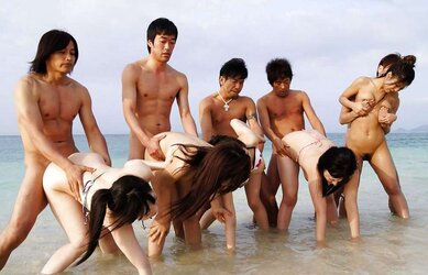 Bare Woman Groups 23 - Japanese Gang Hump Gigs