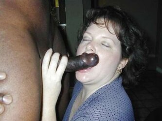 White Housewife From Alpharetta, Georgia Enjoys Ebony Man Sausage