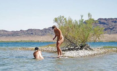 The Housewife Naturist