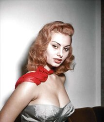 Sophia Loren - Hammergeile reife TOP-GILF