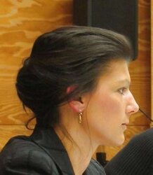 Promi-Wichsvorlagen (celebs) III - Sahra Wagenknecht