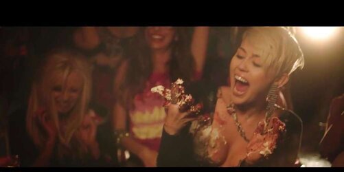 Miley Cyrus Steamy