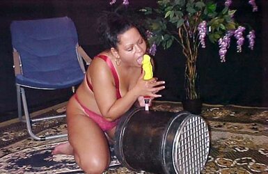 Mega-Slut from Cuba gargles Johny - images by Violett