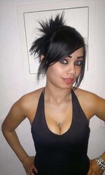 Tunisian Lady (mature and teenager fuckslut)