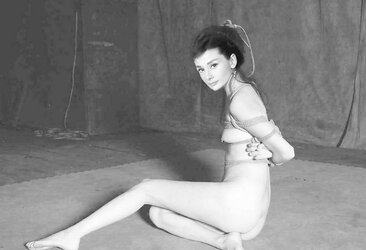 Audrey Hepburn, vintage sweetheart in restrain bondage and fucky-fucky (fakes)