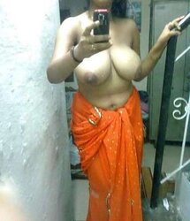 Tamil super-steamy aunty