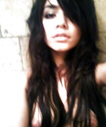 Vanessa Hudgens Naked Pictures (ALL)