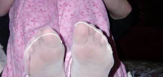 Fledgling SOLES feet bonanza