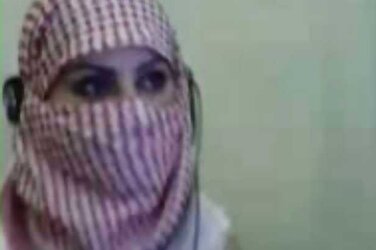 Arab niqab webcam scandal-with hijab iran or egypt jilbab