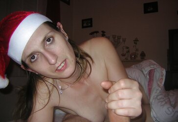 French inexperienced christmas lady trimmed labia and facial cumshot
