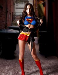 Super-Fucking-Hot Ladies with Assets Paint