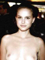Natalie Portman flashing off her puss and rosy pucker Part