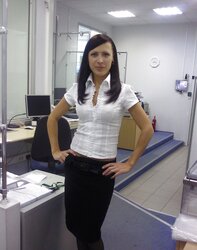 An employee of the bank with standing nips