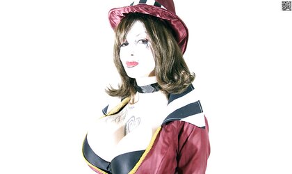Mad moxxi cosplay(ariane st.amore)