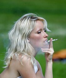 Smoking Blondes