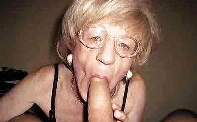 Granny deepthroats weenie