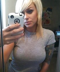 Tatted Selfshot Queen