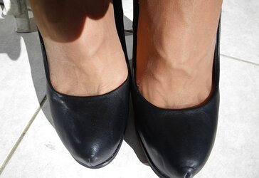 Fresh high high-heeled slippers