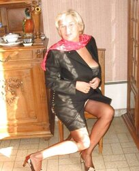 Mature Sweetie - Annick