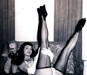 Miss super-sexy -betty page