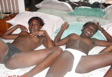 Nude african amateurs