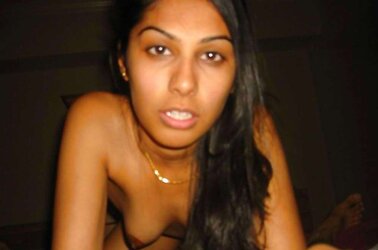 Indian Amateurs - Nude and Bare-Chested