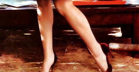 Evangeline Lilly lovely soles