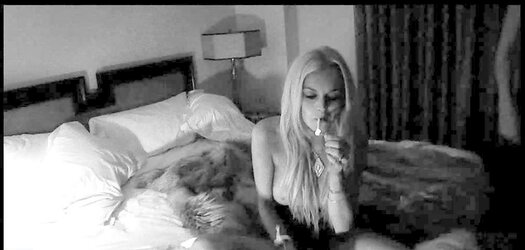 Lindsay Lohan splendid and bare A1NYC