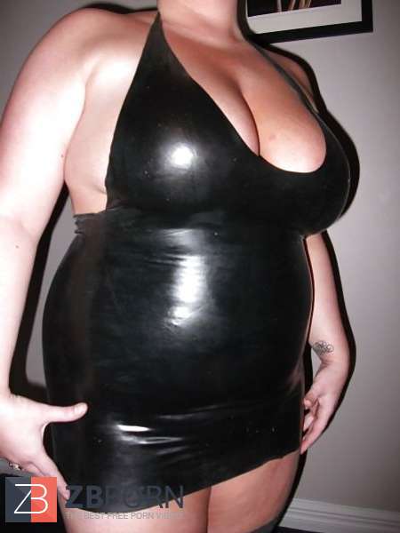 PLUMPER in Leather and Spandex - ZB Porn