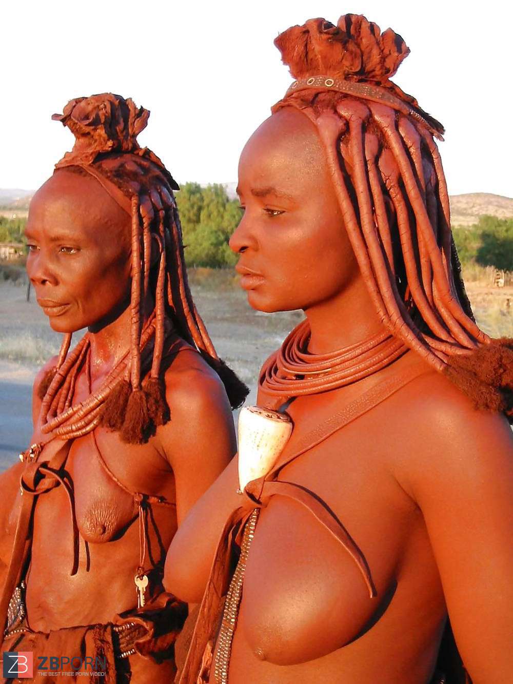 грудь женщин из племени фото 28