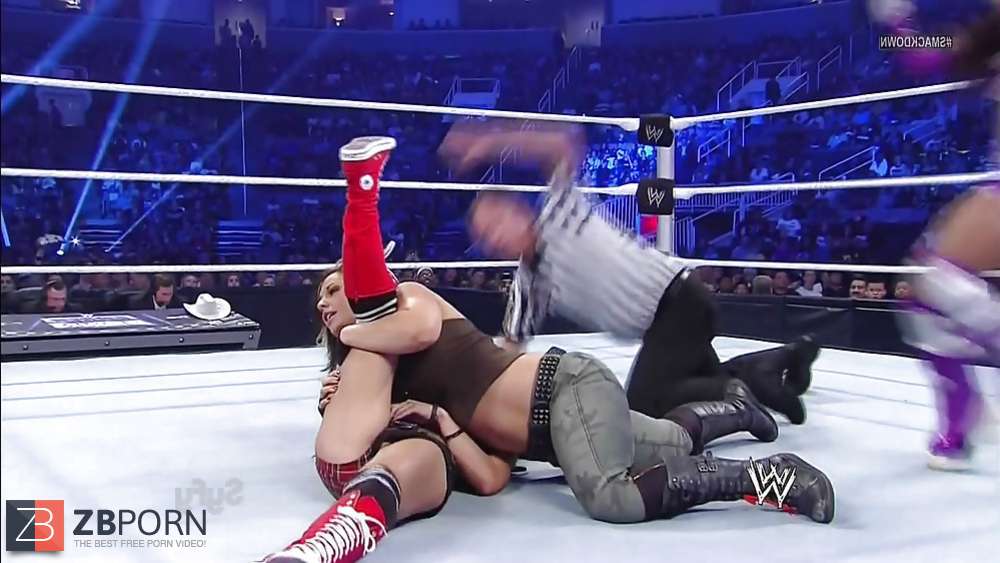 AJ Lee Slit Lip Glide - WWE SmackDown - ZB Porn