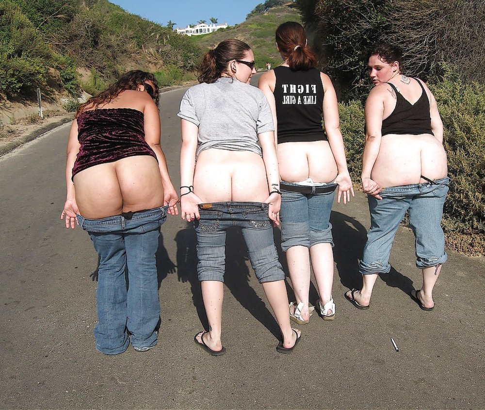 Groups Of Girls Mooning Beach Naked