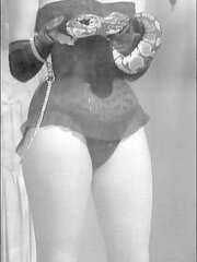 Diana Rigg as Emma Peel. British Retro Mummy